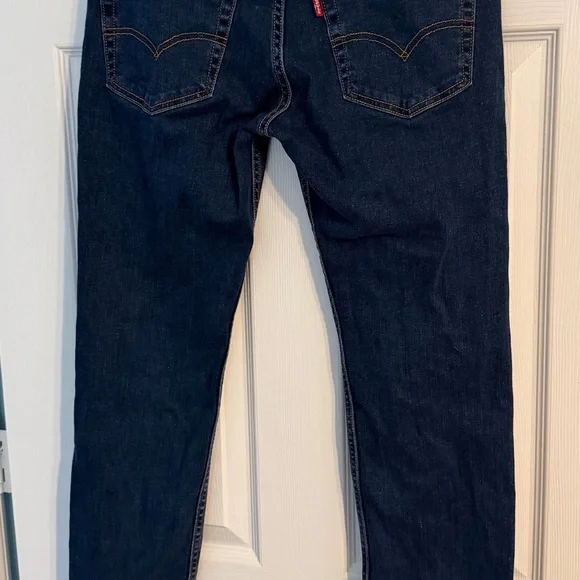 Levi's Women's Straight Leg Jeans - Dark Blue - Picture 2 of 3